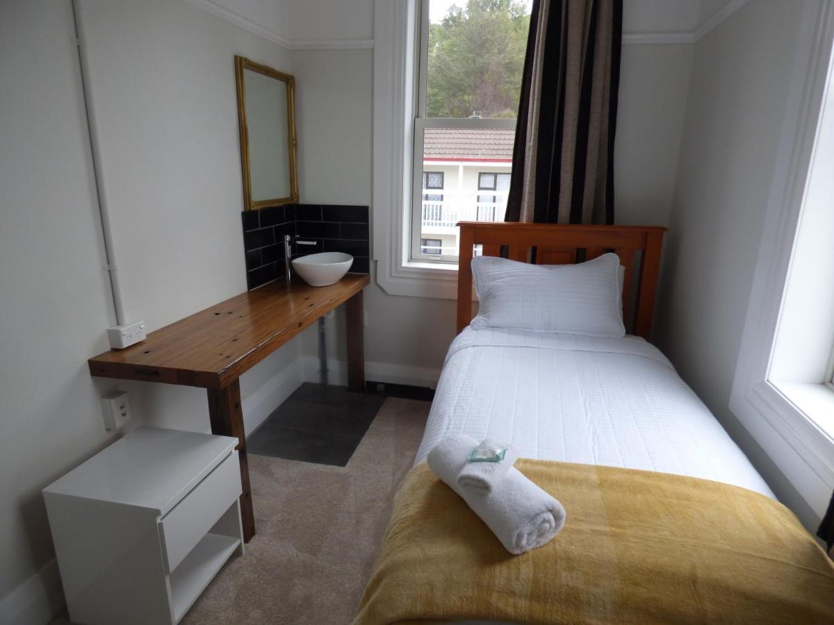 Sahara Guest House Dunedin Esterno foto