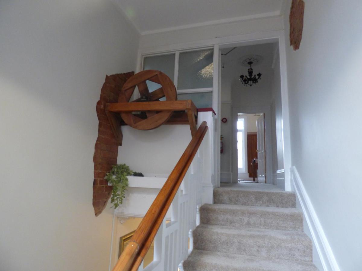 Sahara Guest House Dunedin Esterno foto