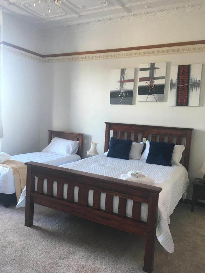 Sahara Guest House Dunedin Esterno foto